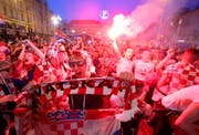 In Zagreb ist die Stimmung nach dem Sieg gegen Argentinien auf dem Höhepunkt. (Bild: Keystone)
