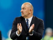 Stanislaw Tschertschessow in wenigen Tagen vom Deppen zum Helden (Bild: KEYSTONE/AP/EFREM LUKATSKY)