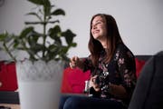 Leonie Pfrunder fotografiert am 13. Juni 2018 bei ihr zu Hause in Hohenrain. Maturaarbeit, Abschluss