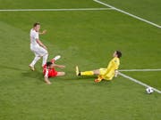 Das Tor zur Premiere: Shaqiri schiesst das 2:1 für die Schweiz (Bild: KEYSTONE/AP/ANTONIO CALANNI)