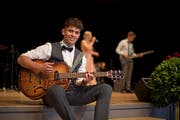 Will mit seiner Band die selbst komponierten Lieder spielen: der 19-jährige Mauro Hodel.