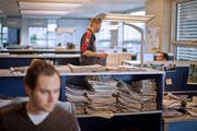 Lokaljournalisten bei der Arbeit. (Bild: Gaetan Bally/KEY)