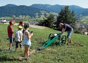 Am Vorabend des heutigen Theodorfests ertönten die ersten Böllerschüsse. (Bild: Stefan Kaiser (Unterägeri, 23. Juni 2017))