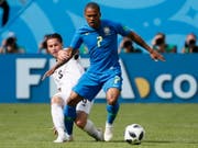 Douglas Costa leidet an einer Oberschenkelverletzung (Bild: KEYSTONE/EPA/ETIENNE LAURENT)