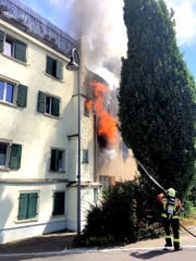 Schwierige Löscharbeiten beim Brand in Rorschach.