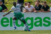 Kekuta Manneh kommt in Bazenheid nach der Pause zum Einsatz. (Bild: Freshfocus/Andy Müller)
