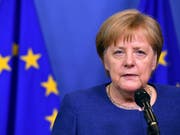 Noch keine Lösung: Die deutsche Kanzlerin Angela Merkel hat nach dem EU-Asyltreffen von 16 EU-Staaten am Sonntagabend in Brüssel «viel guten Willen» geortete, «aber auch einige Unterschiede». (Bild: KEYSTONE/AP/GEERT VANDEN WIJNGAERT)