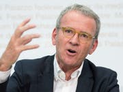 Adrian Lobsiger, der Eidgenössische Datenschutz-und Öffentlichkeitsbeauftragte, fordert an seiner Jahresmedienkonferenz in Bern ein bürgerverständliches Polizeigesetz des Bundes. (Bild: KEYSTONE/PETER SCHNEIDER)