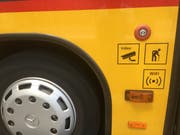 Postautos - zuverlässig wie ein Schweizer Uhrwerk. (Bild: Daniel Walt)