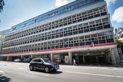 Die Senn Resources AG will das Parkhaus UG 25 am Unteren Graben auf 733 Parkplätze vergrössern – und fast die Hälfte davon öffentlich bewirtschaften. (Ralph Ribi)