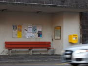 Reisende schätzen saubere Wartehäuschen oder Abfalleimer. Das Bundesamt für Verkehr misst die Qualität des öffentlichen Regionalverkehrs. (Bild: KEYSTONE/MARTIN RUETSCHI)