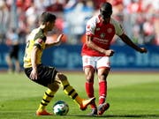 Ab dieser Saison Teamkollegen: Abdou Diallo (rechts, noch im Dress des FSV Mainz) und Dortmunds Christian Pulisic (Bild: KEYSTONE/EPA/FRIEDEMANN VOGEL)