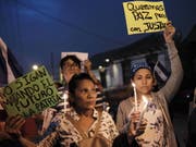 In Costa Rica haben sich zahlreiche Flüchtlinge aus Nicaragua eingefunden und protestieren auch dort gegen die Regierung in Managua. (Bild: KEYSTONE/EPA EFE/JEFFREY ARGUEDAS)