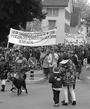 Schliessungspläne wühlen auf: Demonstration 1997 in Rorschach. (Ursula Häne)