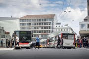 Keine Dieselbusse mehr: Die VBSG wollen bis 2024 ihre ganze Flotte auf elektrischen Betrieb umstellen. (Hanspeter Schiess)
