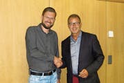 Der neue Leiter des Care-Teams Uri, Danny Abel (links), mit Roland Hartmann, Generalsekretär der Gesundheitsdirektion Uri. (Bild: PD)
