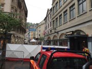 Im Stadtzentrum von St. Gallen wurde im Mai 2016 ein Mann vor seiner Haustüre erschossen. Am 3. Juli steht der mutmassliche Täter vor Gericht. (Bild: ARCHIV SDA)