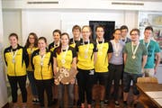 Doppelsieg für die gelb-schwarzen Urner Teams (links) bei den Junioren vor den Titelverteidigern aus Büren-Oberdorf. (Bild: PD)