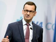 Der polnische Ministerpräsident Mateusz Morawiecki sprach bei der Anhörung von Missverständnissen. (Bild: KEYSTONE/EPA MTI/SZILARD KOSZTICSAK)