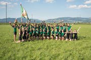 Die Turner aus Weite freuen sich zurecht über den Sieg am Schwyzer Kantonalturnfest. (Bild: PD)