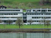 Rekordumsatz für den Obwaldner Motorenbauer: Sitz von Maxon in Sachseln. (Bild: KEYSTONE/GAETAN BALLY)