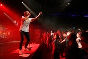 Dada Ante Portas - hier in der Zuger Chollerhalle - treten am Luzerner Fest auf. (Bild: Stefan Kaiser)