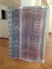 Geduldig zog Maureen Kägi unzählige Filzstiftlinien über die Leinwand. (Bild: Christina Genova)