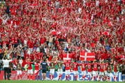 Dänemark trotzt Frankreich ein 0:0 ab und feiert das Weiterkommen. (Bild: AP)
