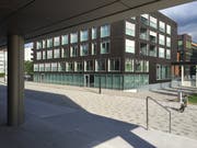Im Bereich des Oberstufenschulhauses Zentrum kommt es permanent zu Grundwasseraufstössen. (Bild: hor)