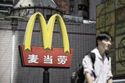 Für zahlreiche US-Unternehmen, darunter auch den Fast-Food-Riesen McDonald’s, ist China längst der wichtigste Markt. (Qilai Shen/Bloomberg, Schanghai, 7. August 2016)