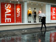 Hennes & Mauritz erleidet einen Gewinneinbruch im zweiten Quartal. (Bild: KEYSTONE/SALVATORE DI NOLFI)