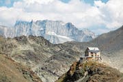 Die Cabane des Dix im Wallis: Musterbeispiel einer Berghütte, die selber Energie produziert. (Bild: Getty)