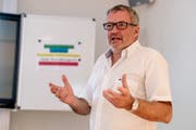 SP-Kantonsrat Christoph Thurnherr diskutierte die Argumente seiner Fraktion. (Bild: Sascha Erni)