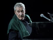 Fulminanter Start: Der italienische Komponist und Sänger Paolo Conte läutet heute Abend die 52. Ausgabe des Montreux Jazz Festival ein. (Bild: Keystone/EPA ANSA/CLAUDIO PERI)