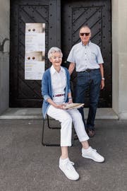 Elisabeth und Thomas Krucker vor dem Kornhaus in Rorschach. (Bild: Sabrina Stübi)