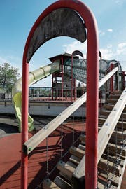 Der Spielplatz Sunnegrund 1 soll neue Spielgeräte für die Kinder erhalten. (Bild: Stefan Kaiser, 1. Juni 2018)
