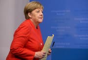 Bundeskanzlerin Angela Merkel an der Medienkonferenz im Anschluss an das Ende des zweiten Konferenztages. (Bild: STEPHANIE LECOCQ/EPA (Brüssel, 29. Juni 2018))
