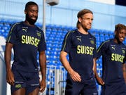 Am Dienstag im WM-Achtelfinal Seite an Seite: Johan Djourou (links) und Michael Lang (Bild: KEYSTONE/LAURENT GILLIERON)