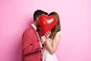 Liebe als Geschäftsmodell: Parship mahnt oder betreibt Kunden zu unrecht. Wer einen Partner oder eine Partnerin gefunden hat, darf sein Abo jederzeit kündigen.