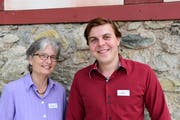 Die abtretende Präsidentin Monika Bärtschi-Boltshauser und der frisch gewählte Präsident Lukas Boltshauser. (Bild: Werner Lenzin)