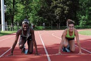 Neue Heimat Aarau: Charlène Keller (links, mit Trainingspartnerin Michelle Gloor) schloss sich Coach Patrick Saile an. (Bild: Jörg Greb)