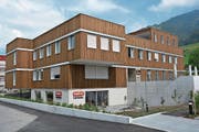 So sieht das neue Administrationsgebäude mit Fabrikladen der Bio Familia in Sachseln aus. (Bild: PD)