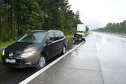 Unfall wegen Aquaplaning auf der A13, Höhe Buchs (Bilder Kapo SG)