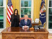 Reality-TV-Star Kim Kardashian bei ihrem Besuch bei US-Präsident Donald Trump im Weissen Haus. (Bild: Donald J. Trump / Twitter)