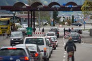 Zollübergang in Au: Die EU plant Änderungen beim Umgang mit arbeitslosen Grenzgängern. (Bild: Benjamin Manser)