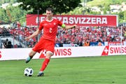 Stephan Lichtsteiner in seinem 100. Länderspiel gegen Japan. (Bild: Michela Locatelli/Freshfocus (Lugano, 8. Juni 2018))