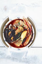 Cotriade: Man isst zuerst die Fischsuppe und dann die Fischstücke. (Bild: Günter Beer)