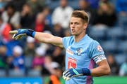 Weckt das Interesse des Serienmeisters: Jonas Omlin. (Bild: Martin Meienberger/Freshfocus (Luzern, 13. Mai 2018)