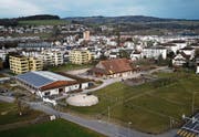 Günstiger Wohnraum ist rar. Schürmatt (hinten) und der Schmidhof im Vordergrund. (Bild: Stefan Kaiser (9. Januar 2018))