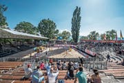 Leere Ränge, kaum Zuschauer: Das diesjährige internationale Beachvolleyball-Turnier im Lido endete mit einem Defizit. (Bild: Pius Amrein (Luzern, 10. Mai 2018))
